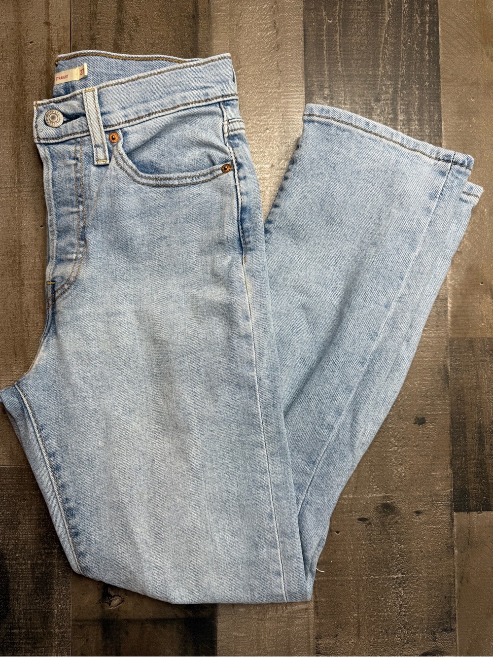 Levi's Light Wash Distressed Wedgie Straight  Women's Jeans 27